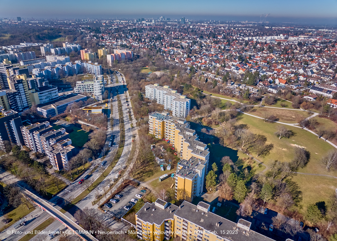 15.02.2023 - Marx-Zentrum und Wohnanlage Karl-Marx-Ring in Neuperlach